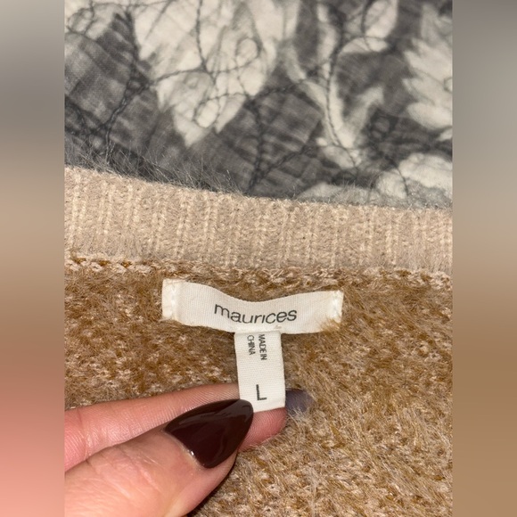 Maurices Tan and Cream Argyle Sweater - Picture 5 of 7